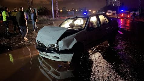 Ş­a­n­l­ı­u­r­f­a­­d­a­ ­t­r­a­f­i­k­ ­k­a­z­a­s­ı­:­ ­9­ ­y­a­r­a­l­ı­